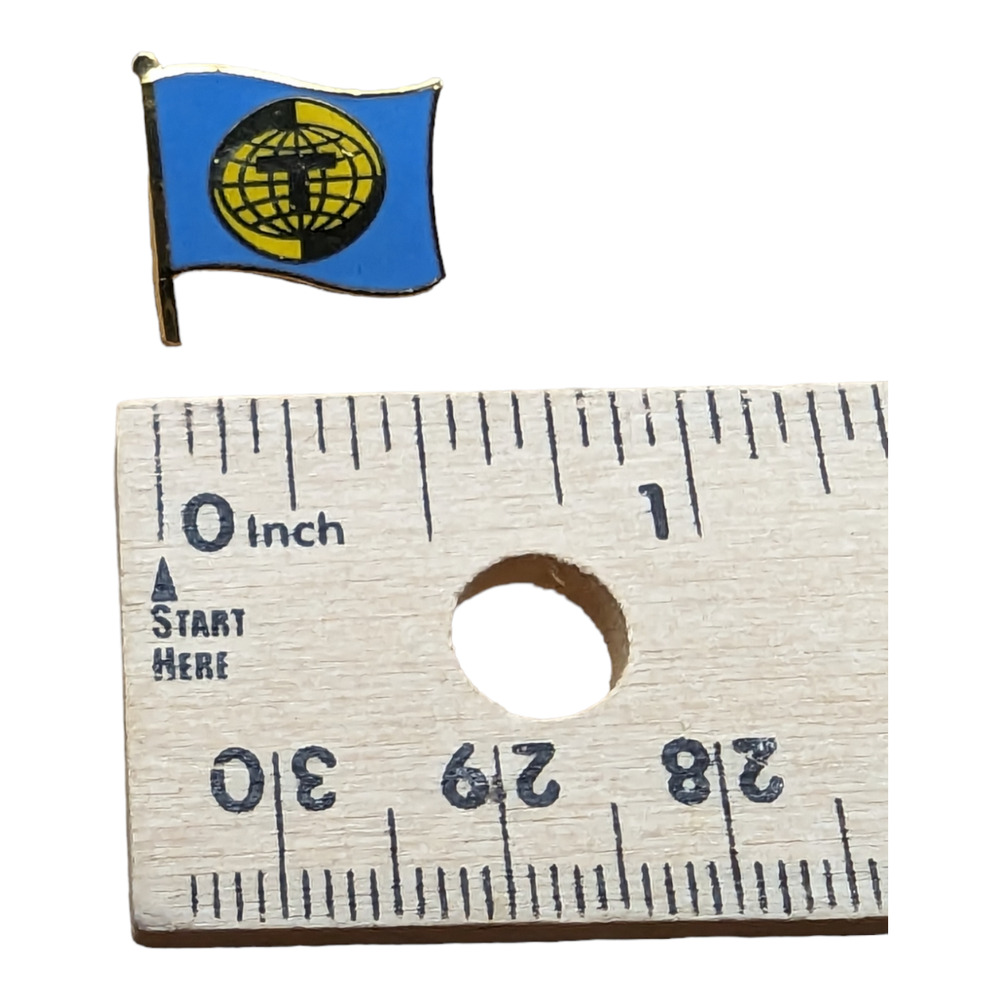 Toastmasters International Club Flag Gold Tone Hat Lapel Pin - Picture 2 of 4